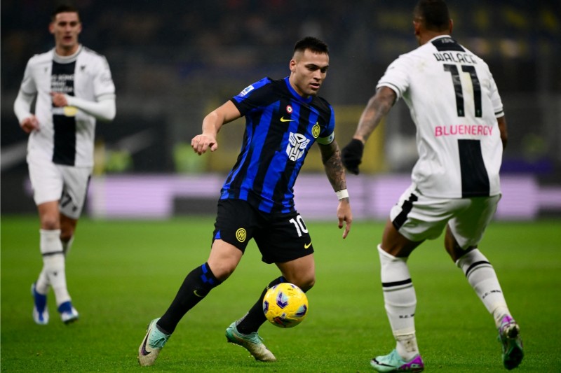 Inter Milan có phong độ tốt hơn Udinese
